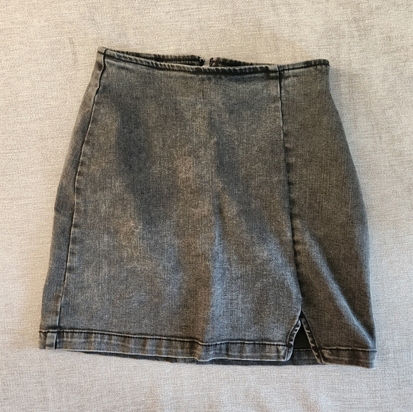 wild fable Dresses & Skirts - Wild Fable Black Jean Skirt Size 00